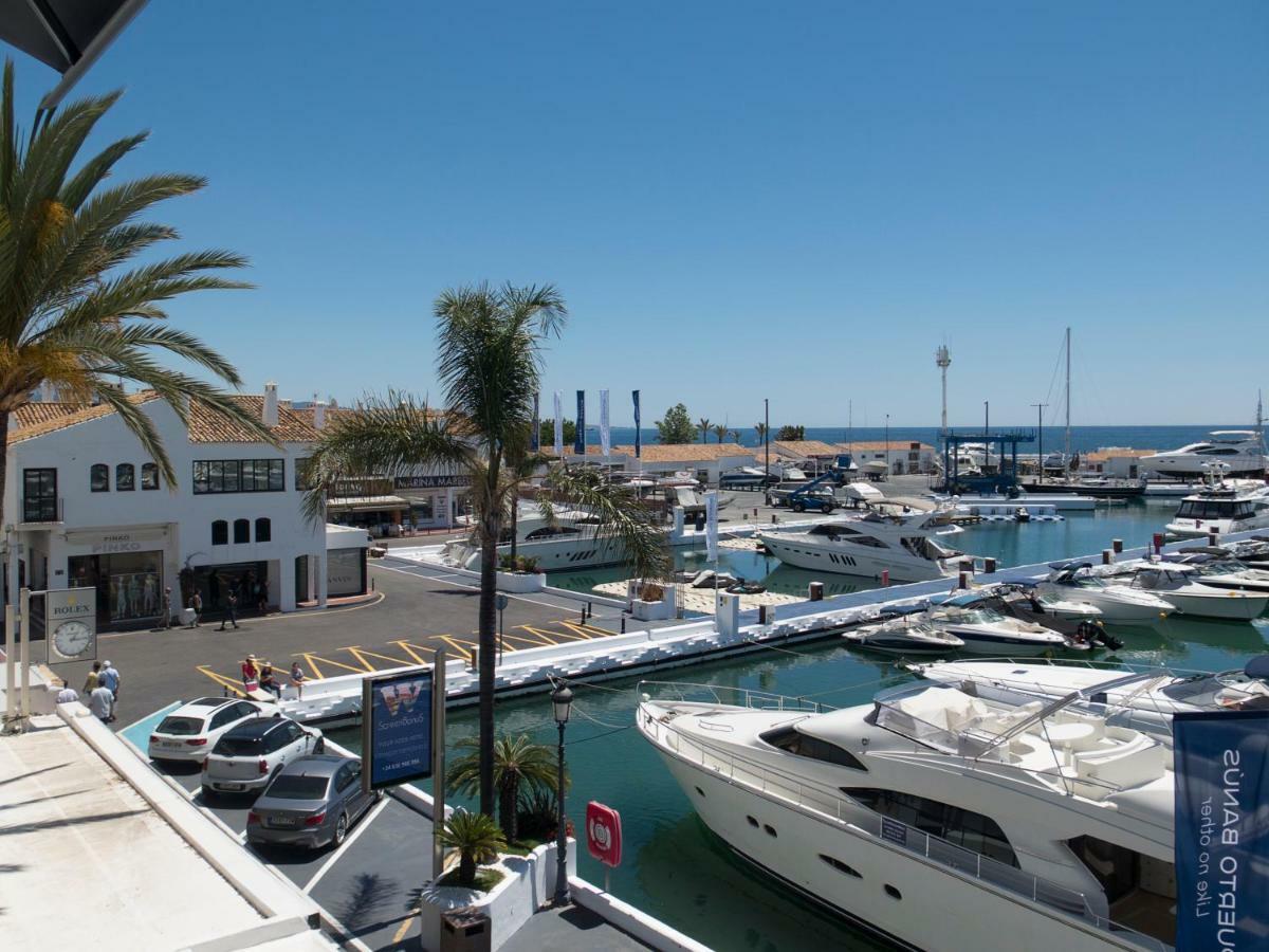 First Line Duplex Puerto Banus Sleeps 8 People Apartamento Marbella Exterior foto